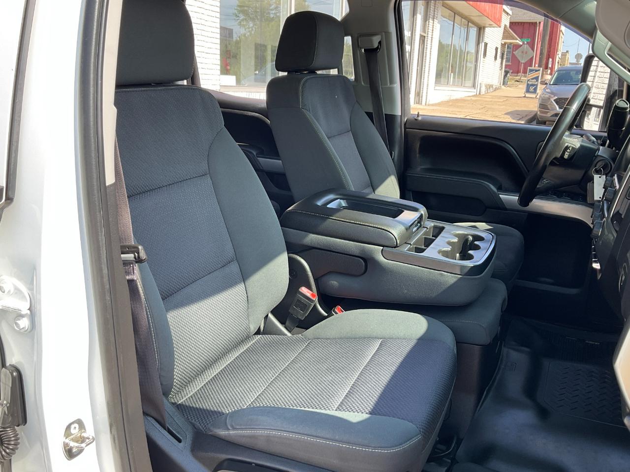 Chevrolet Silverado 2500HD LT Crew Cab 4WD 2016