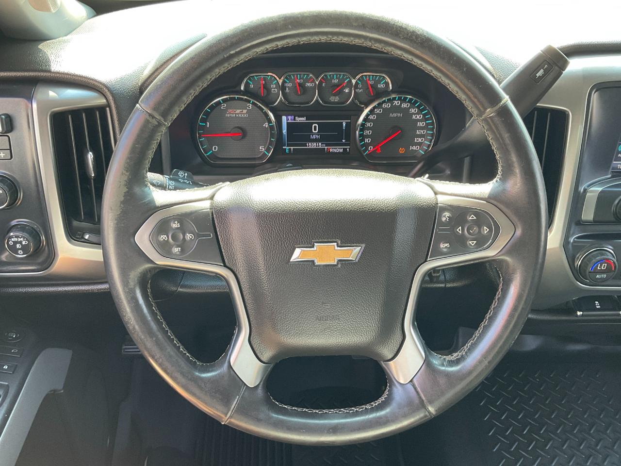 Chevrolet Silverado 2500HD LT Crew Cab 4WD 2016