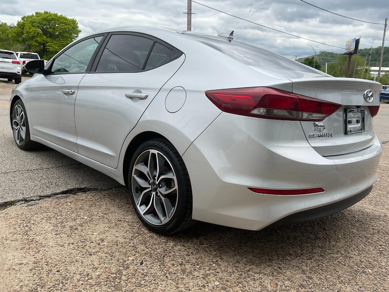Hyundai Elantra Limited 2018