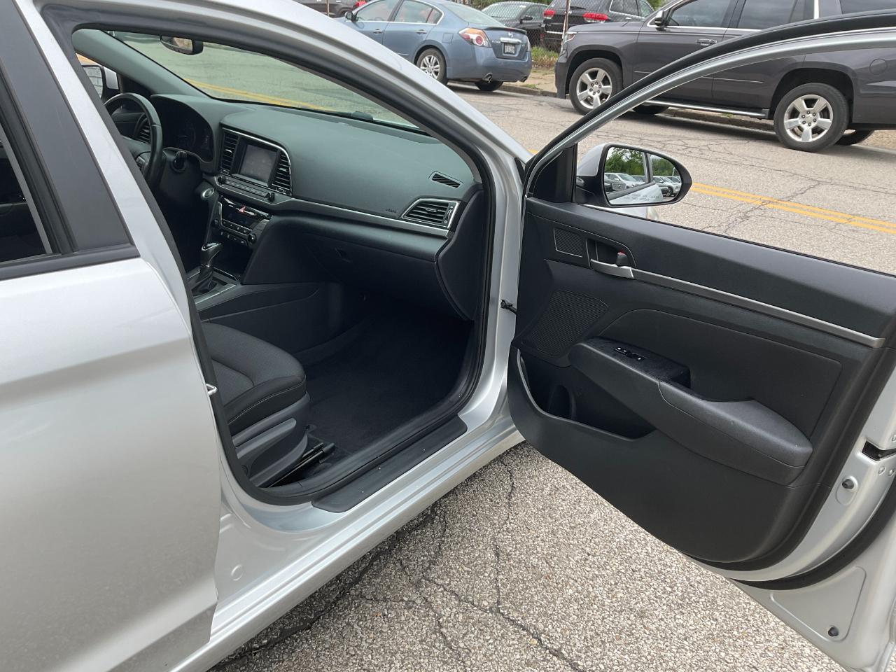 Hyundai Elantra Limited 2018