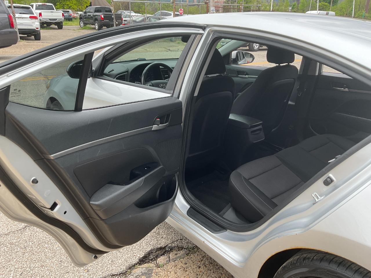 Hyundai Elantra Limited 2018