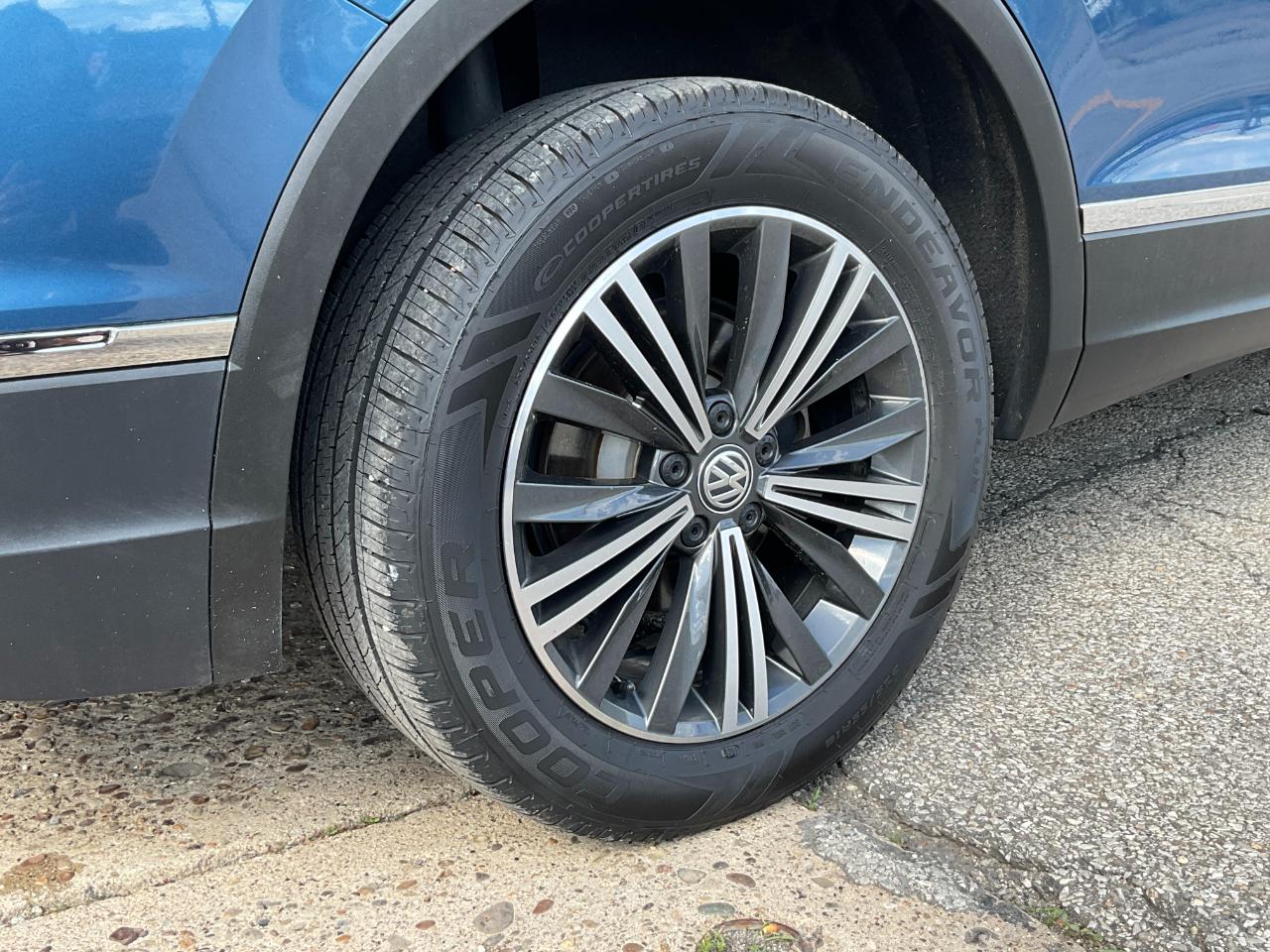 Volkswagen Tiguan SEL 4Motion AWD 2019
