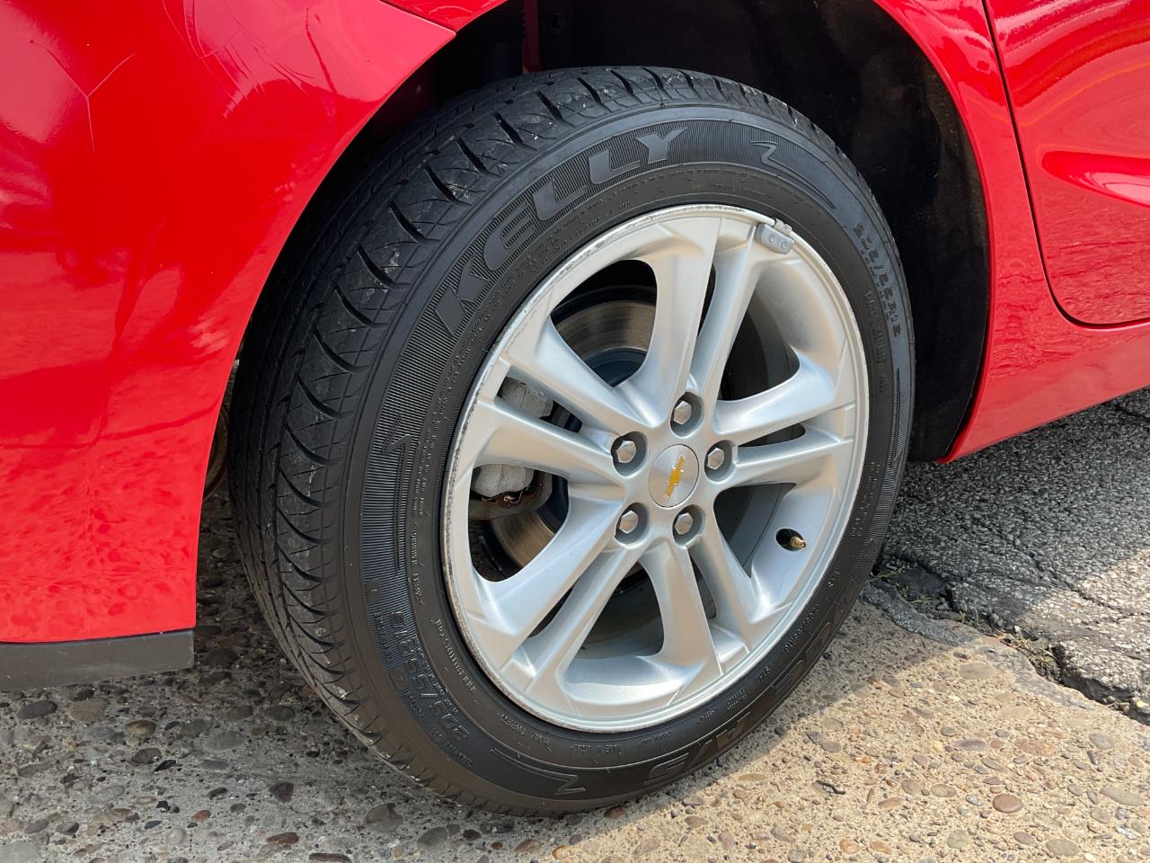 Chevrolet Cruze LT Auto Hatchback 2018