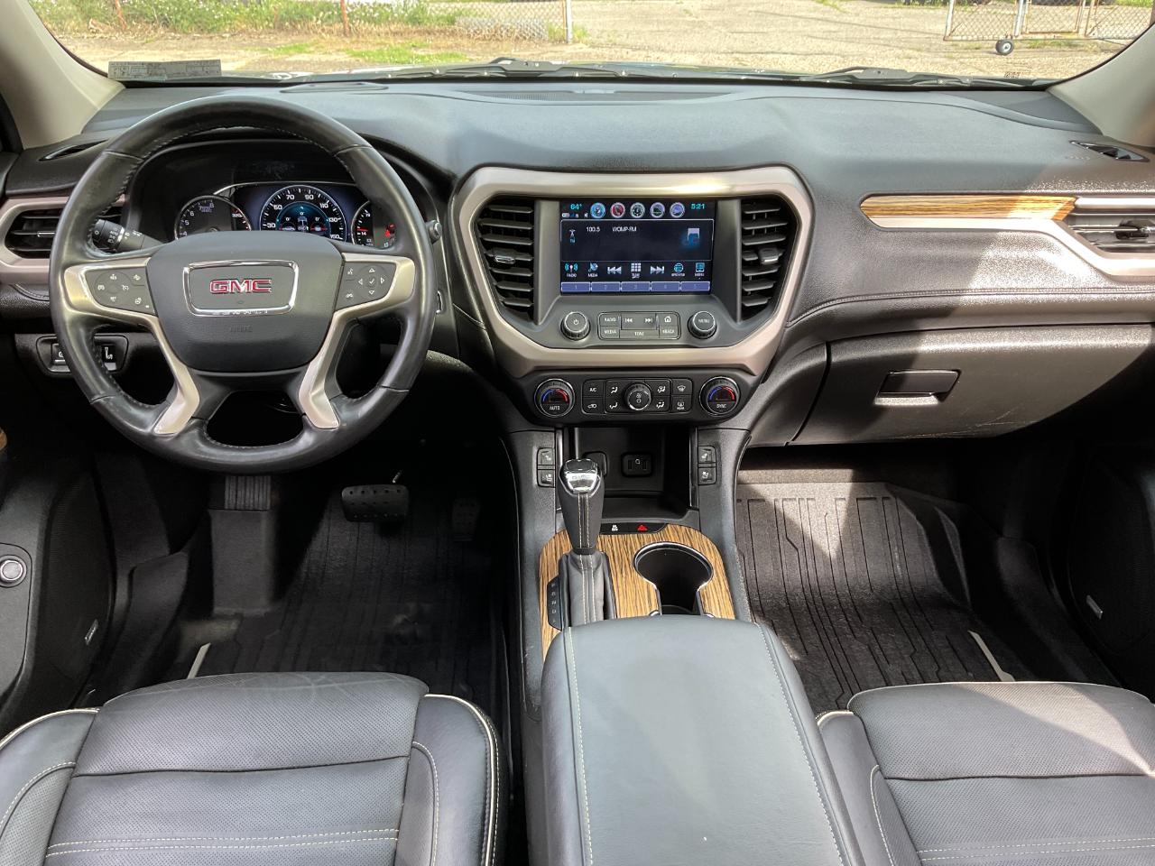 GMC Acadia Denali AWD 2019