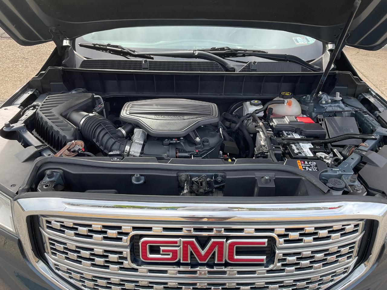 GMC Acadia Denali AWD 2019
