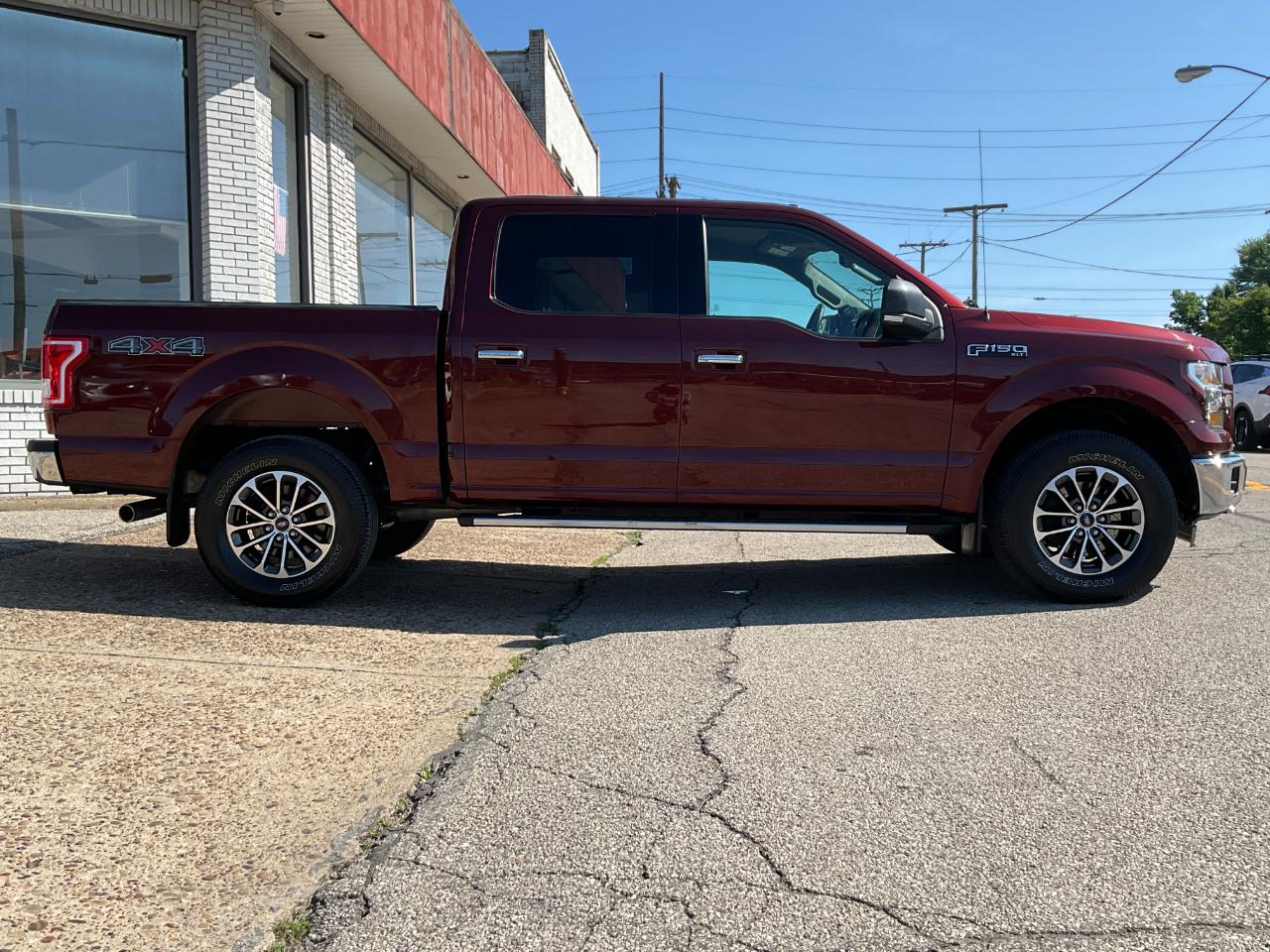 Ford F-150 XL SuperCrew 5.5-ft. Bed 4WD 2015