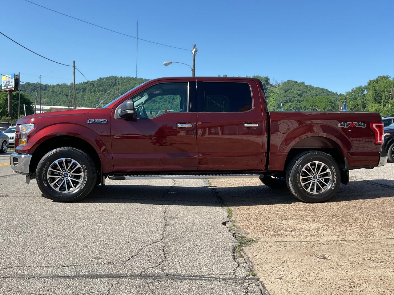 Ford F-150 XL SuperCrew 5.5-ft. Bed 4WD 2015