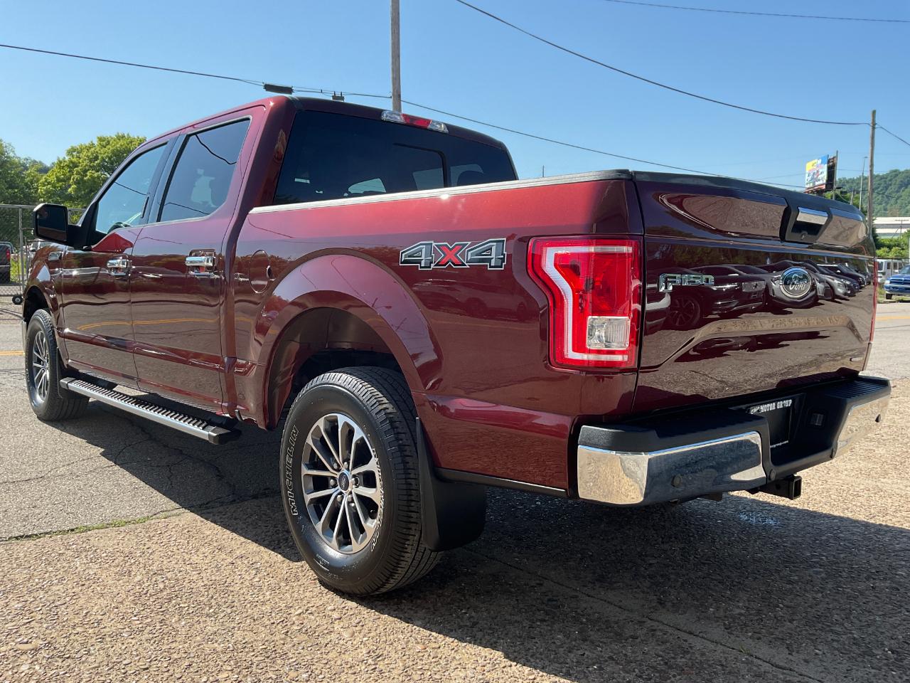 Ford F-150 XL SuperCrew 5.5-ft. Bed 4WD 2015