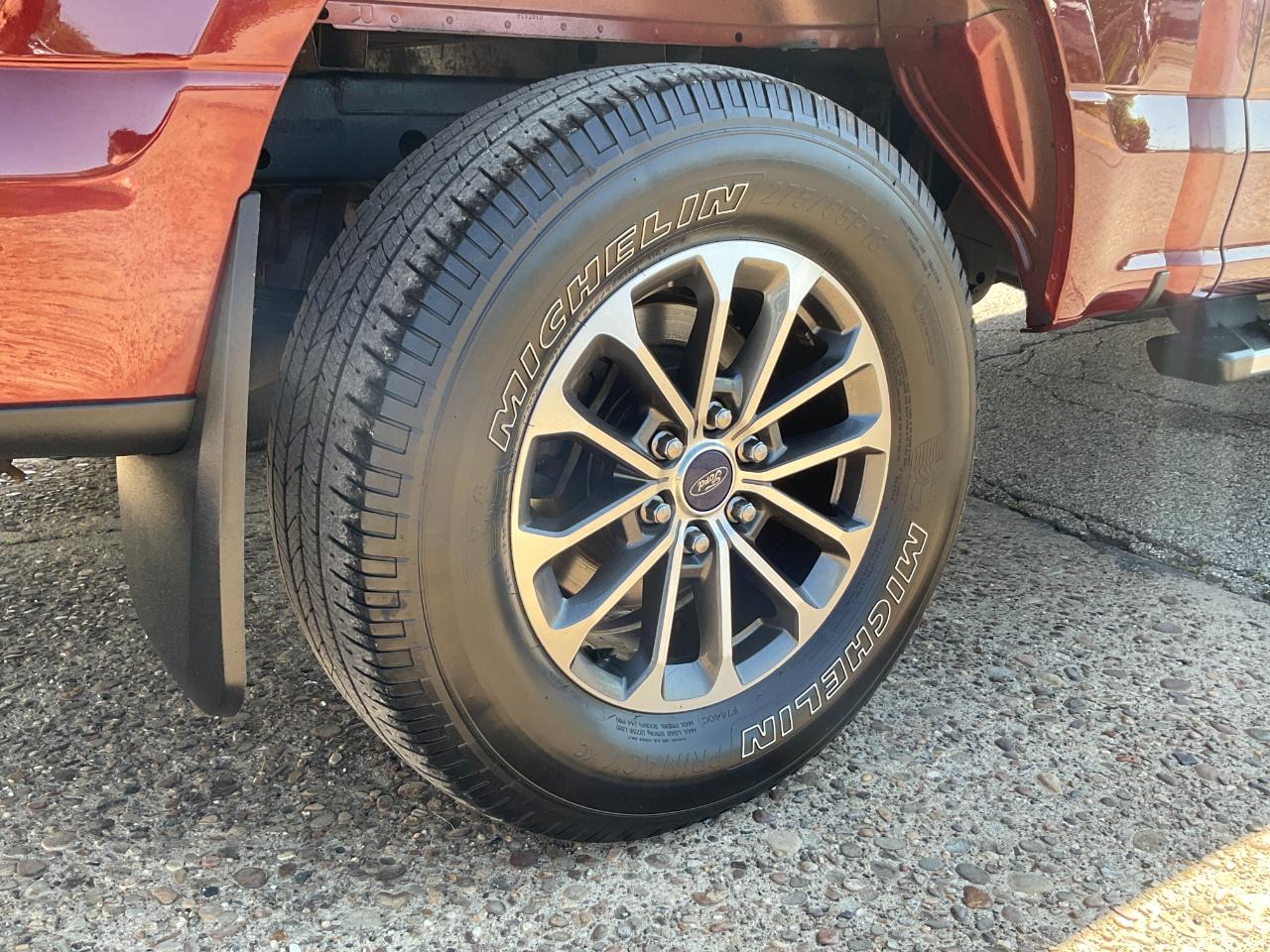Ford F-150 XL SuperCrew 5.5-ft. Bed 4WD 2015