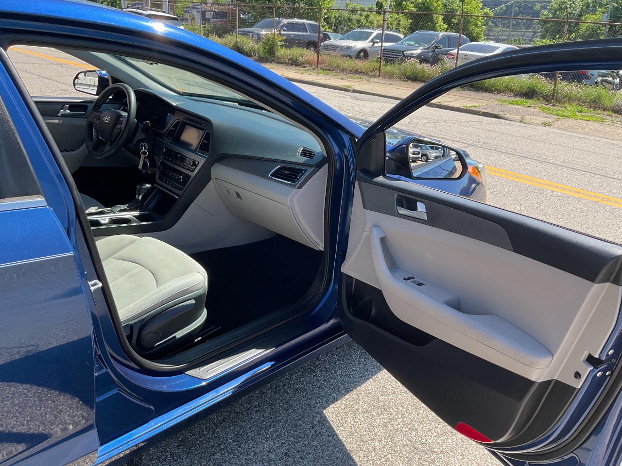 Hyundai Sonata SE 2016