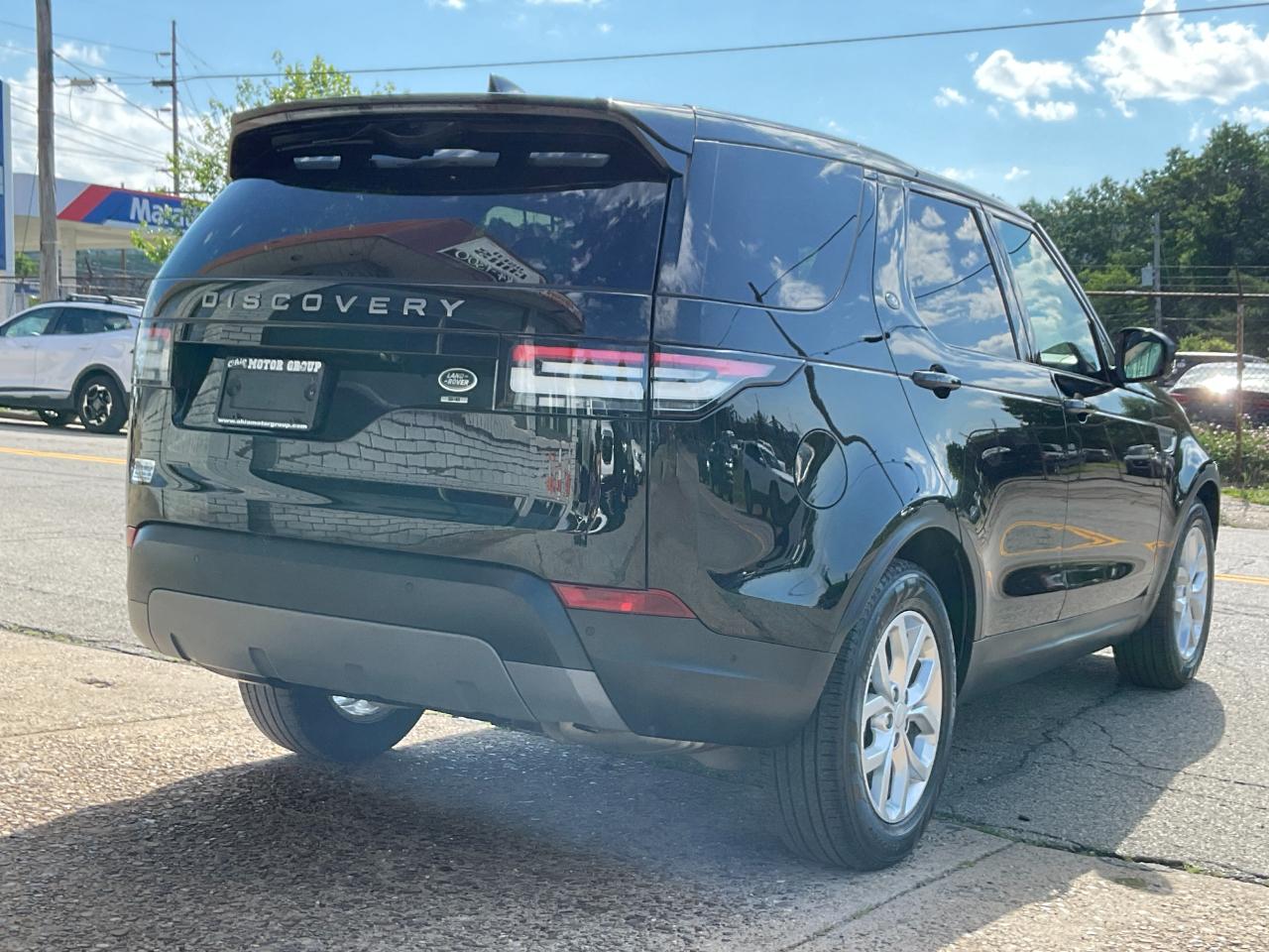 Land Rover Discovery SE 2019