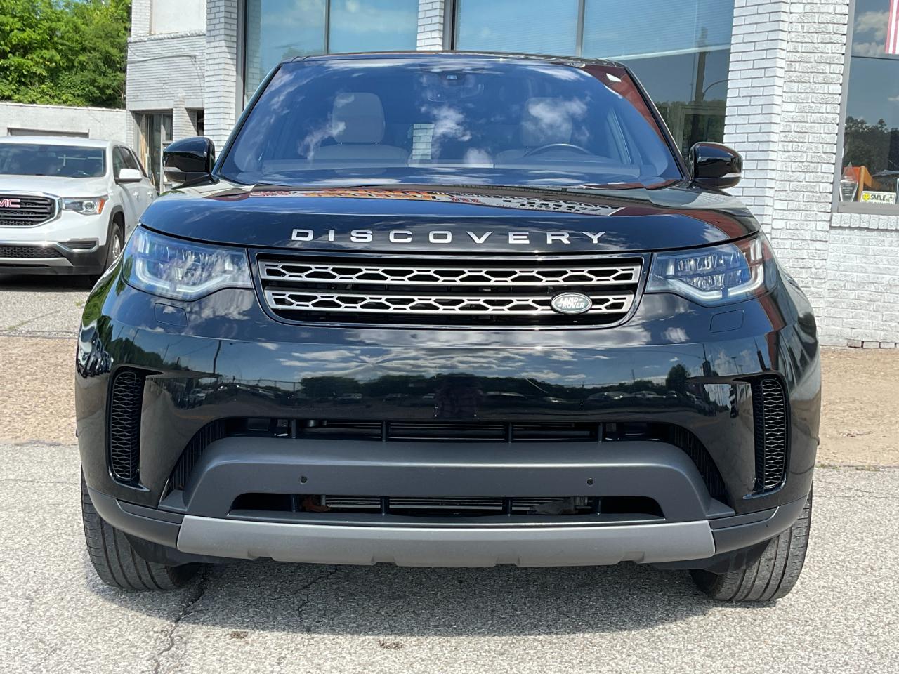 Land Rover Discovery SE 2019