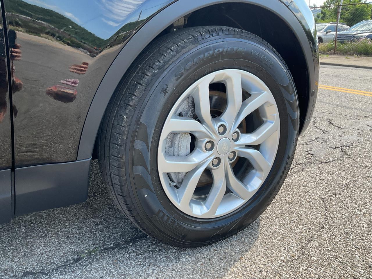 Land Rover Discovery SE 2019