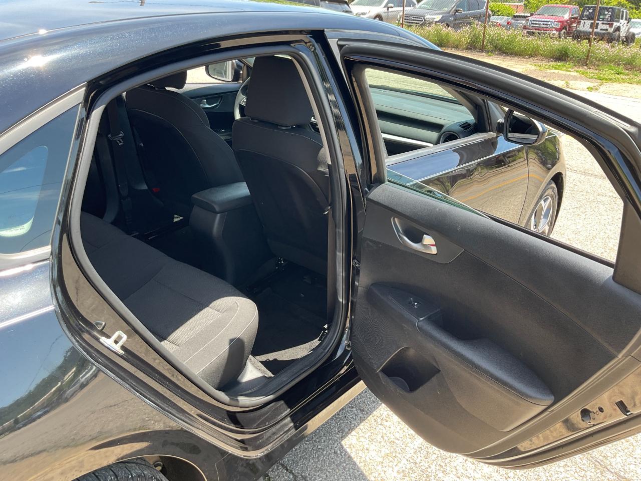Kia Forte FE 4D Sedan at 2019