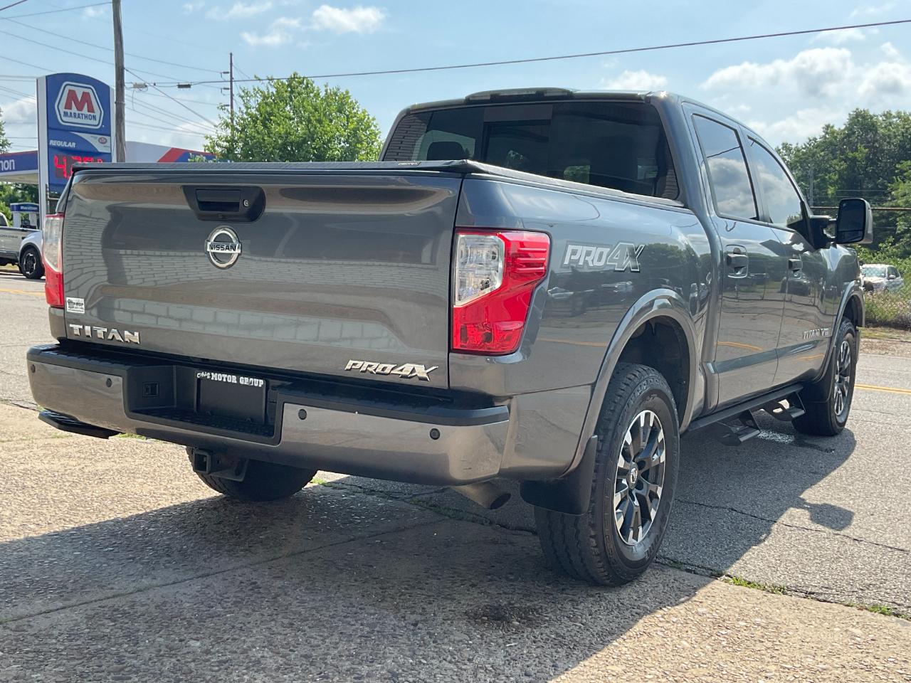 Nissan Titan PRO-4X Crew Cab 4WD 2019