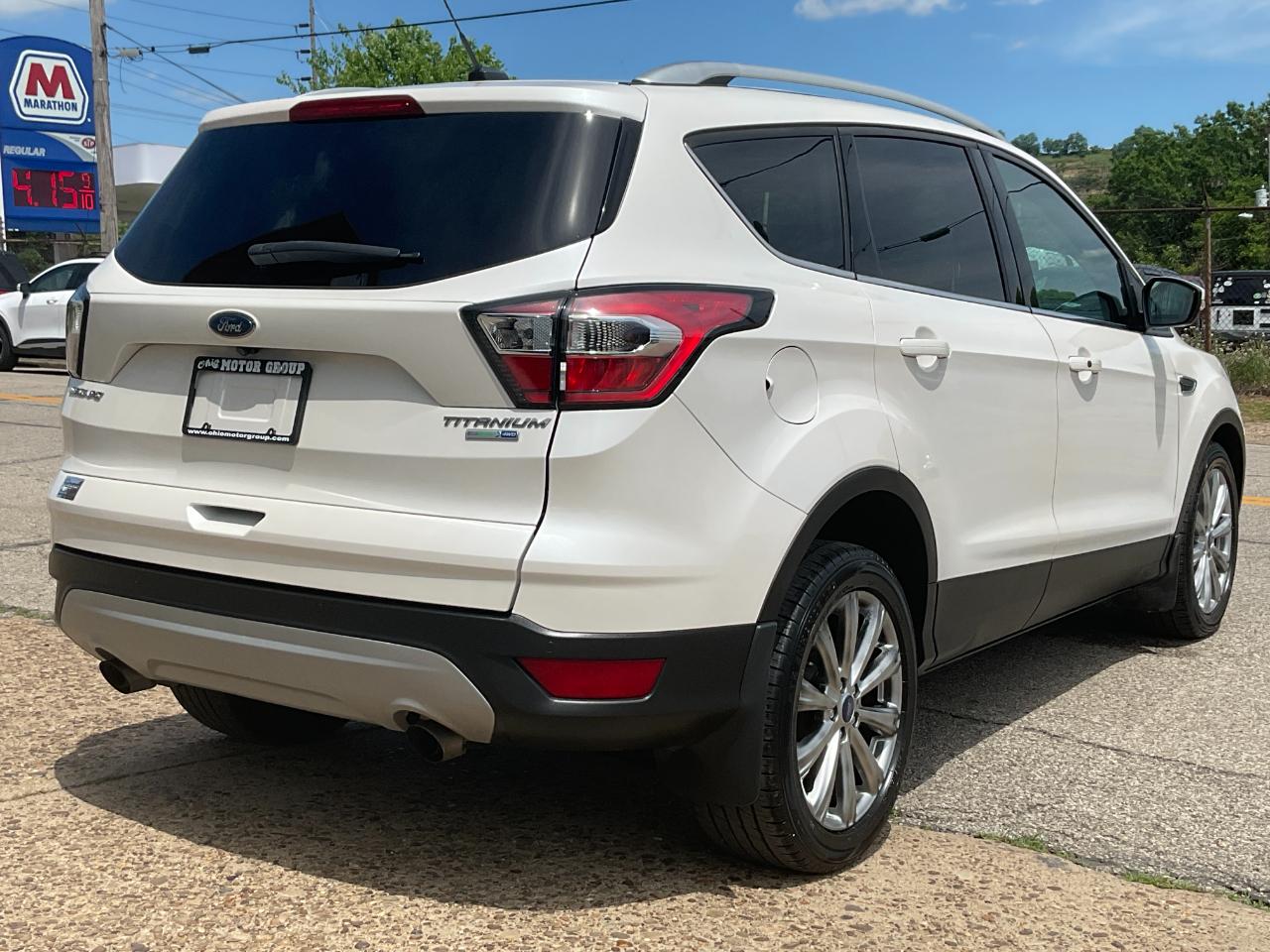 Ford Escape Titanium 4WD 2017