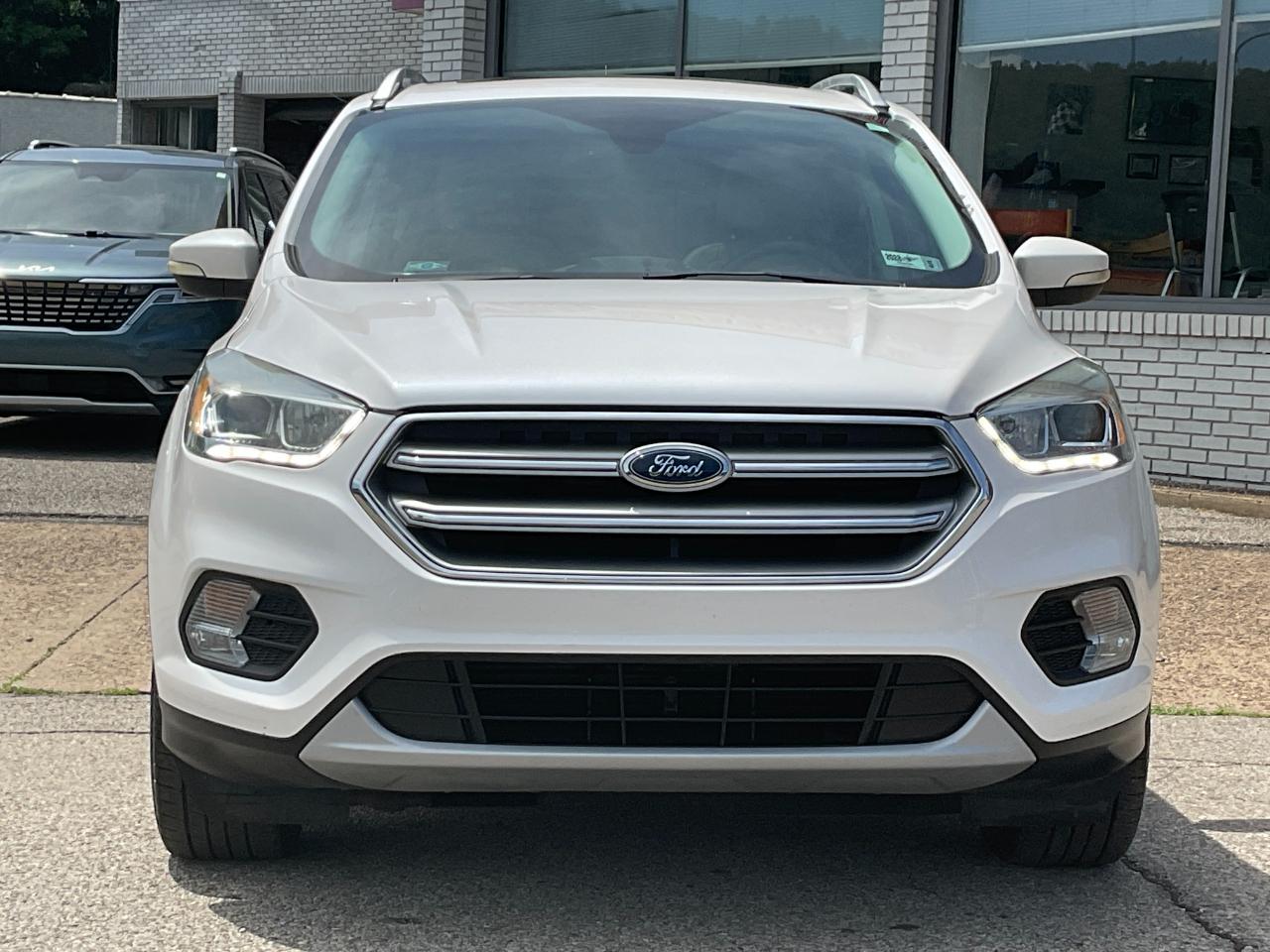 Ford Escape Titanium 4WD 2017
