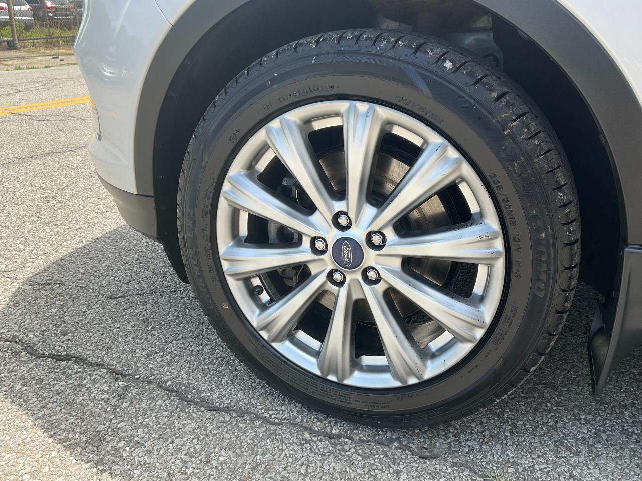 Ford Escape Titanium 4WD 2017
