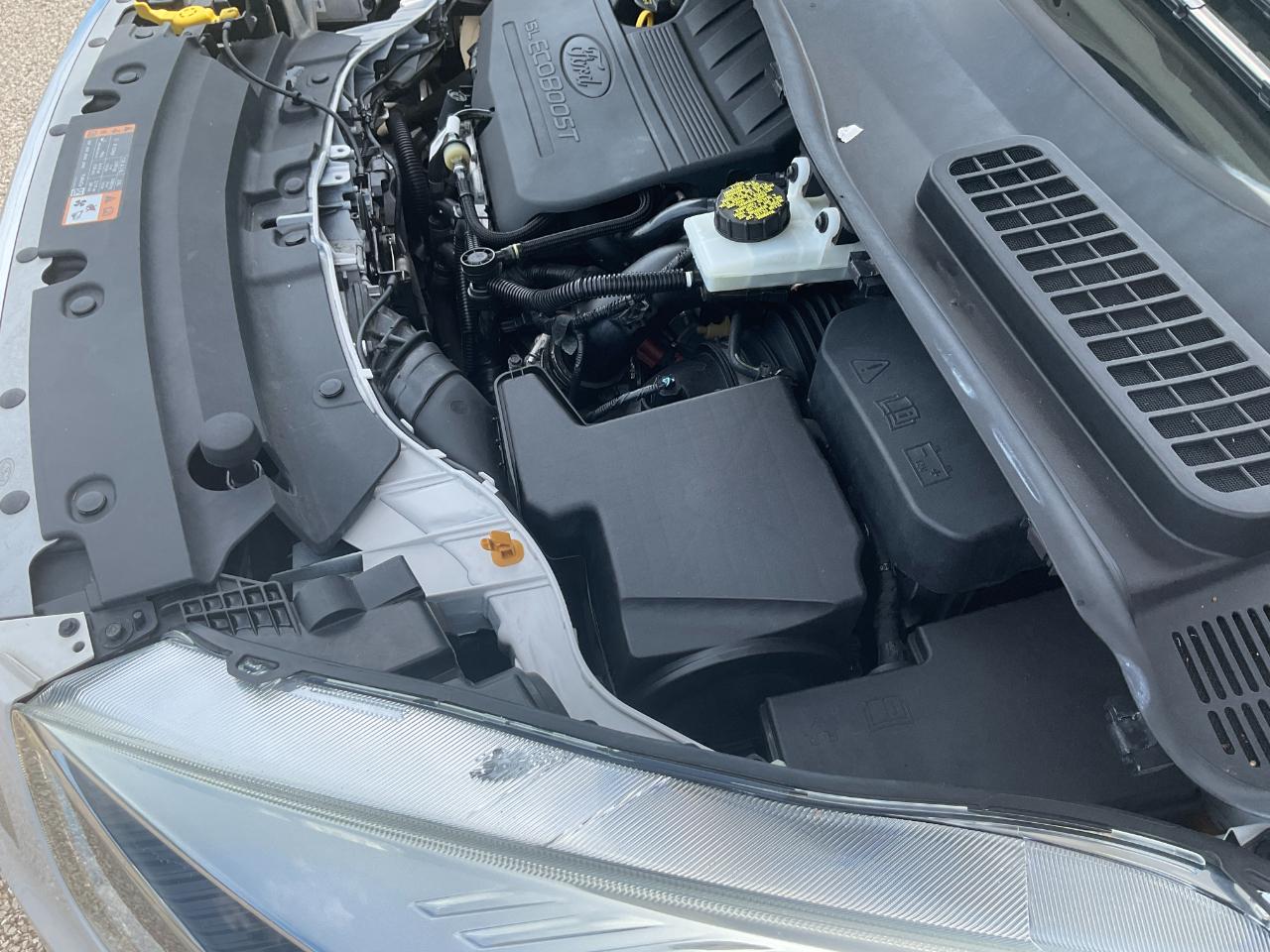 Ford Escape Titanium 4WD 2017