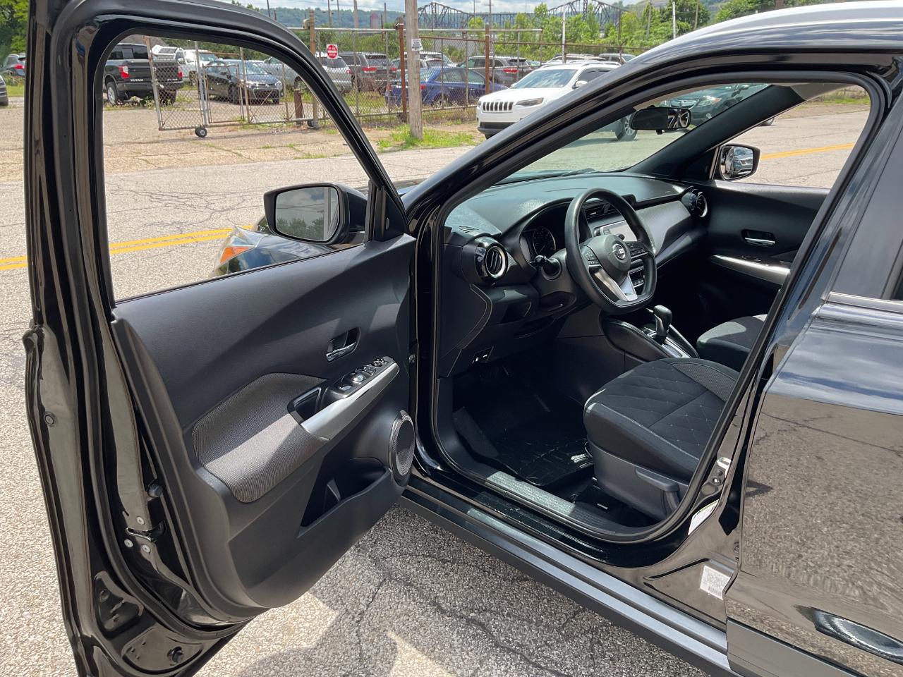 Nissan Kicks SV 2020