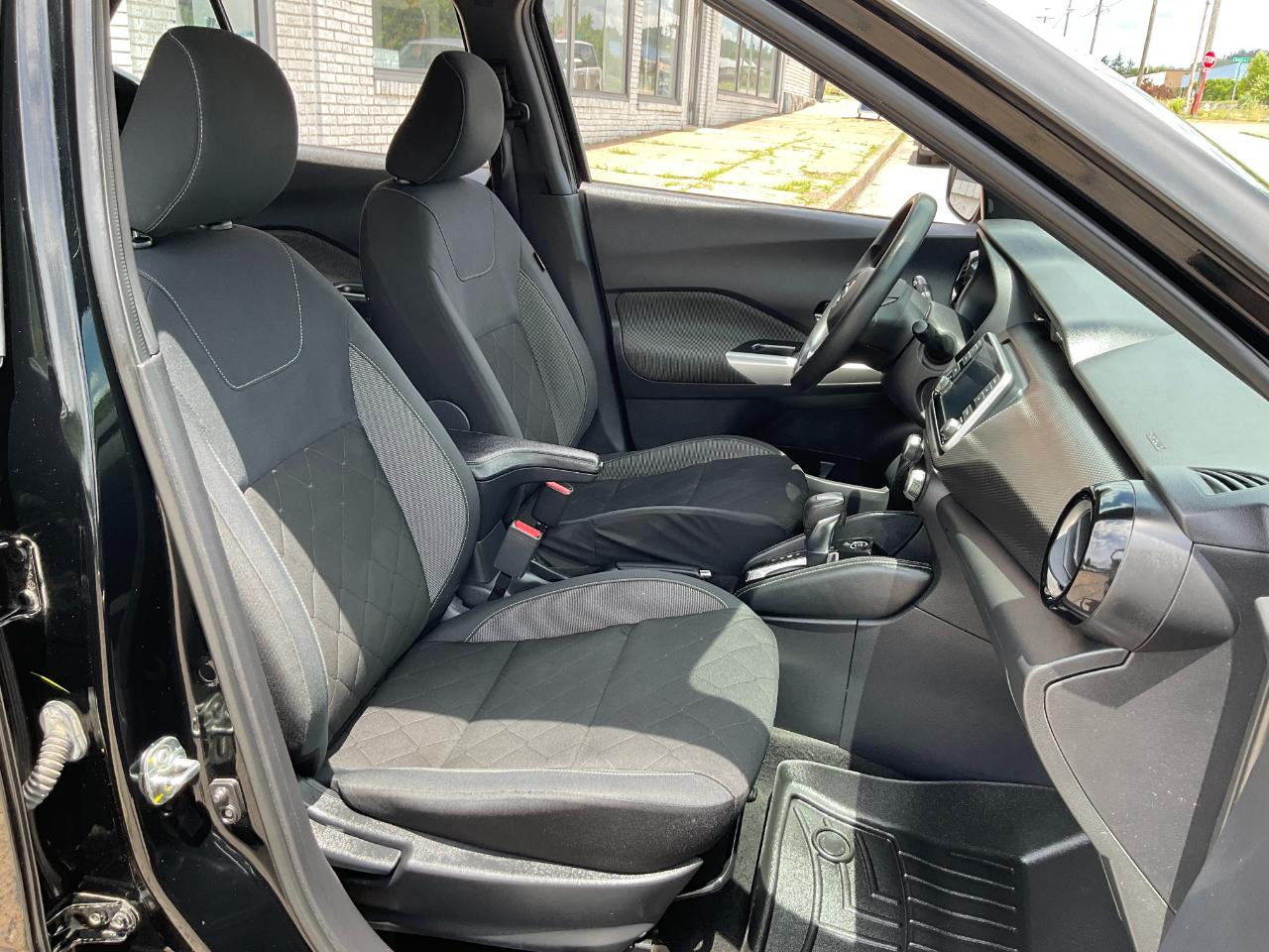 Nissan Kicks SV 2020