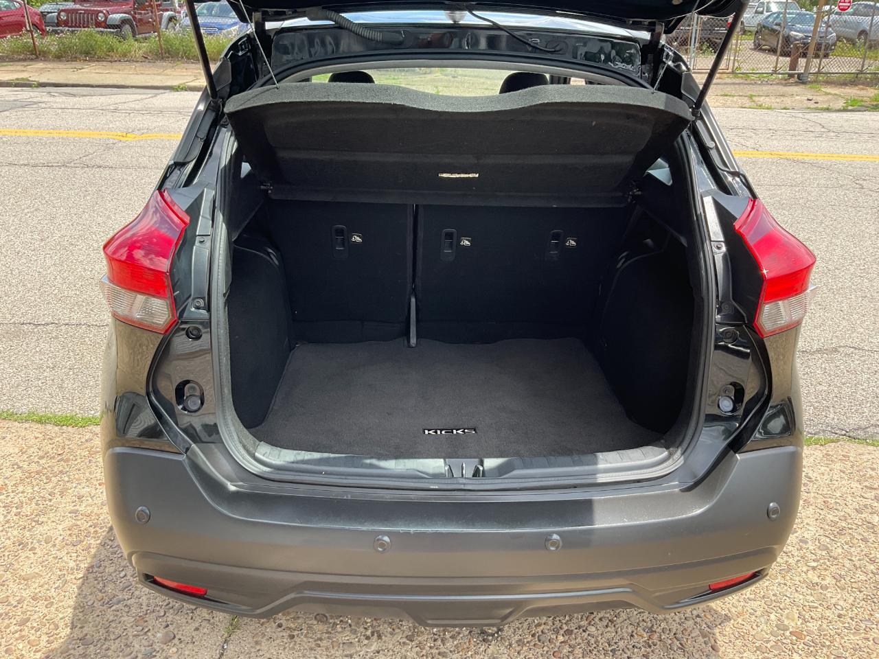 Nissan Kicks SV 2020