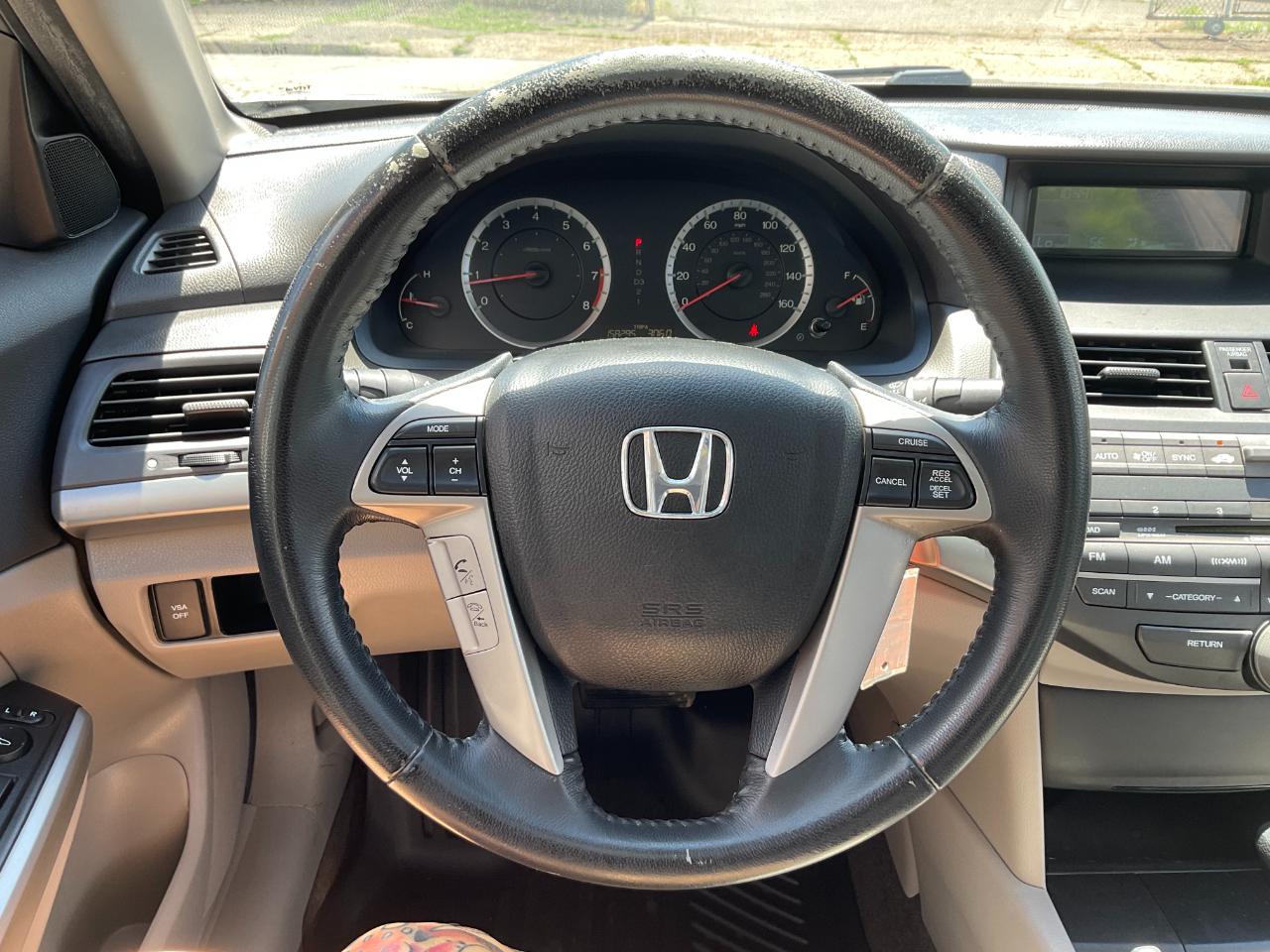 Honda Accord EX-L V-6 Sedan AT 2010