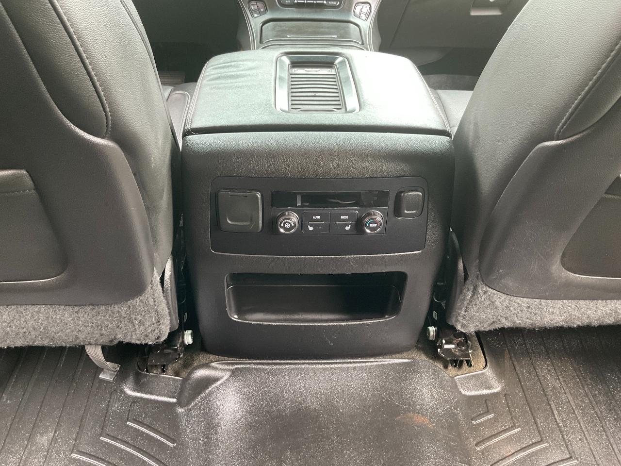 Chevrolet Tahoe LTZ 4WD 2015