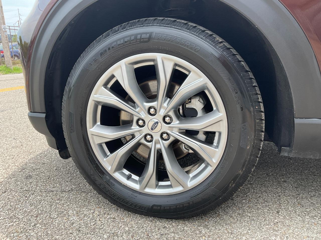 Ford Explorer XLT AWD 2020