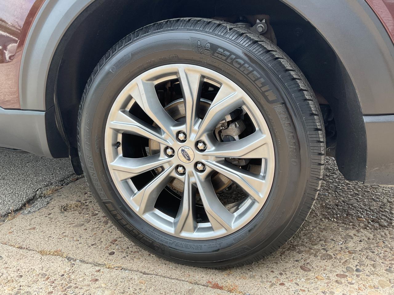 Ford Explorer XLT AWD 2020