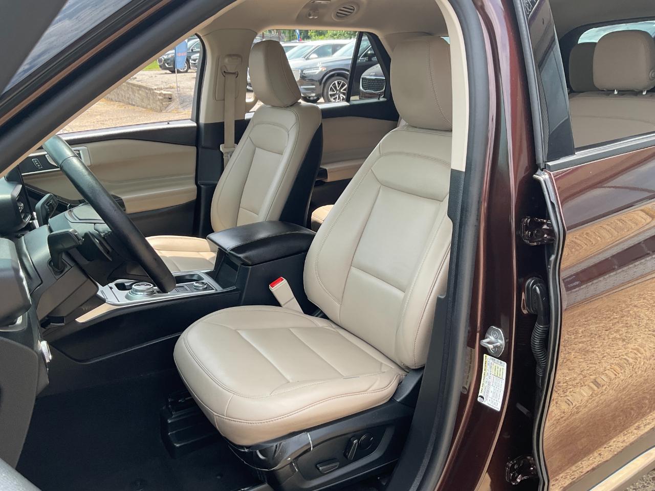 Ford Explorer XLT AWD 2020