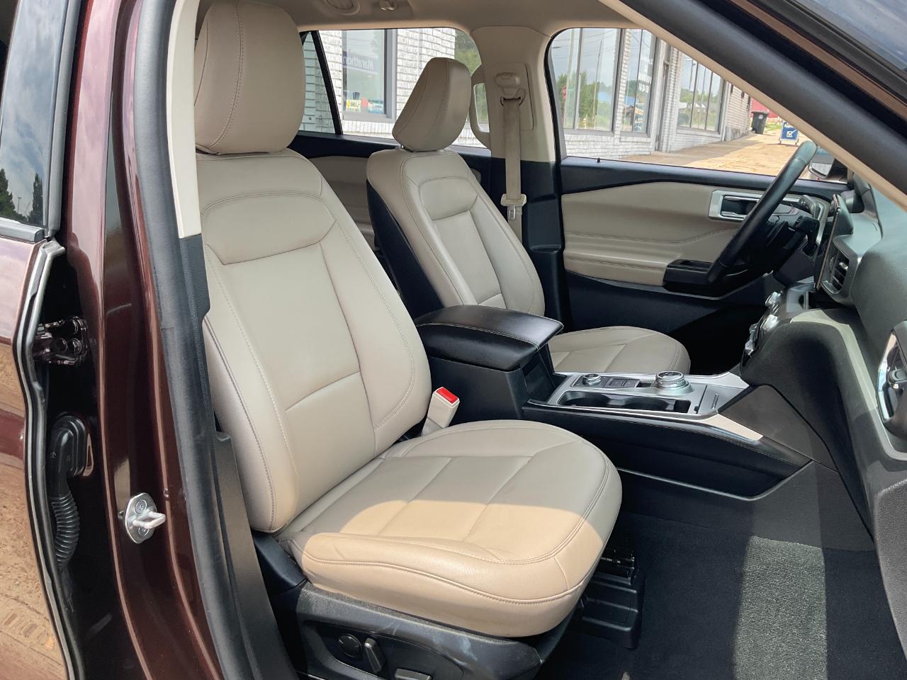 Ford Explorer XLT AWD 2020