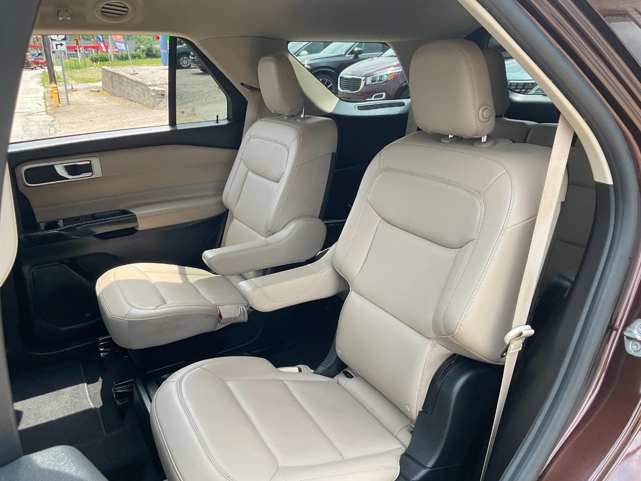 Ford Explorer XLT AWD 2020