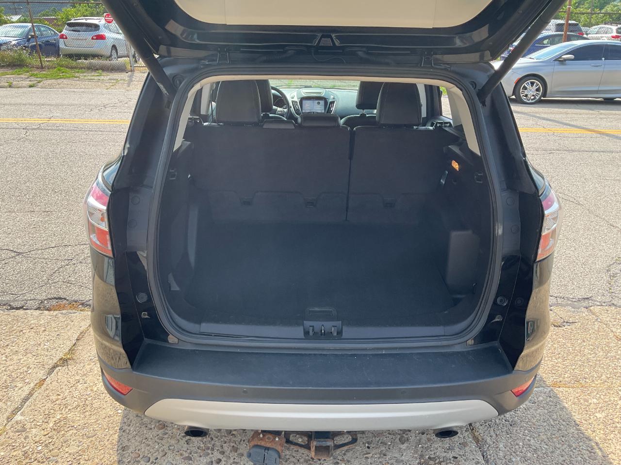 Ford Escape Titanium 4WD 2017