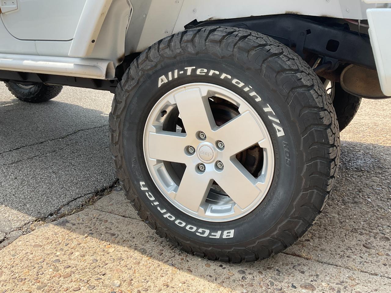 Jeep Wrangler Unlimited Sahara 4WD 2015