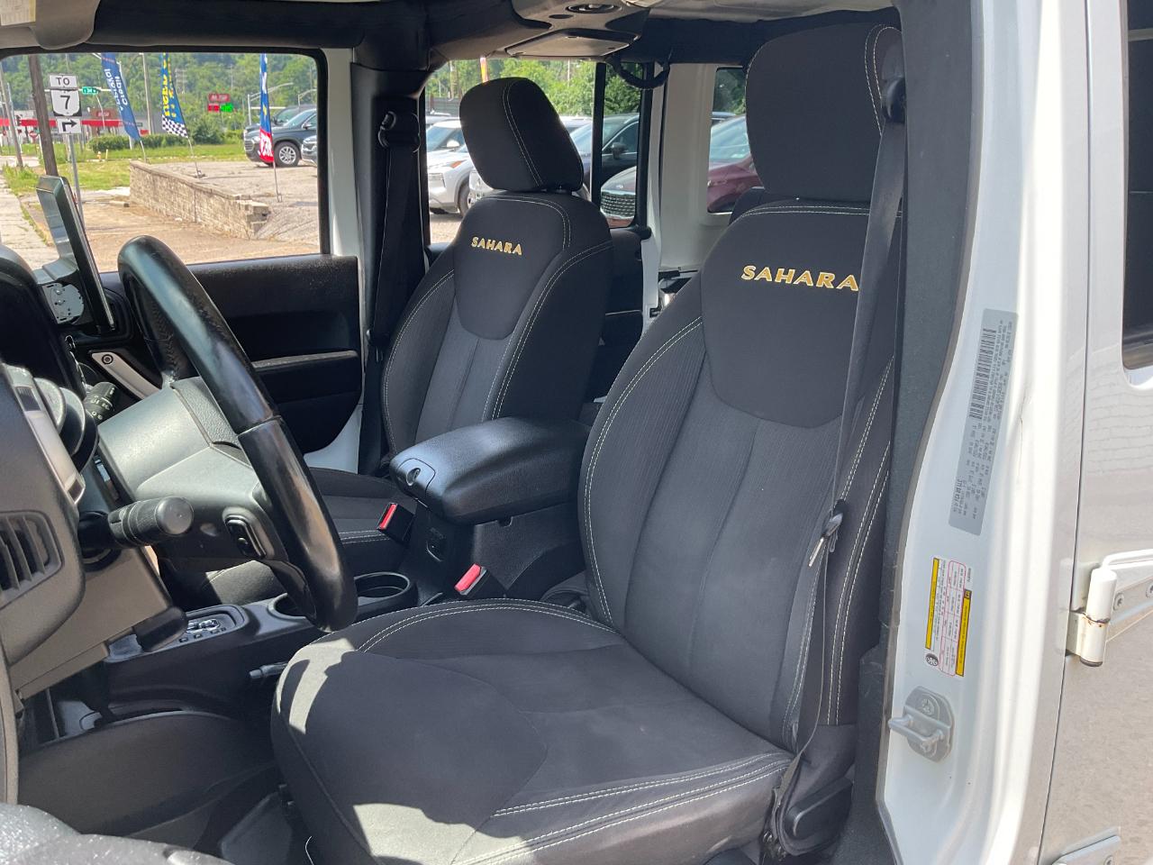 Jeep Wrangler Unlimited Sahara 4WD 2015