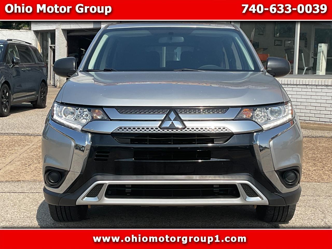2019 Mitsubishi Outlander ES S-AWC's photo