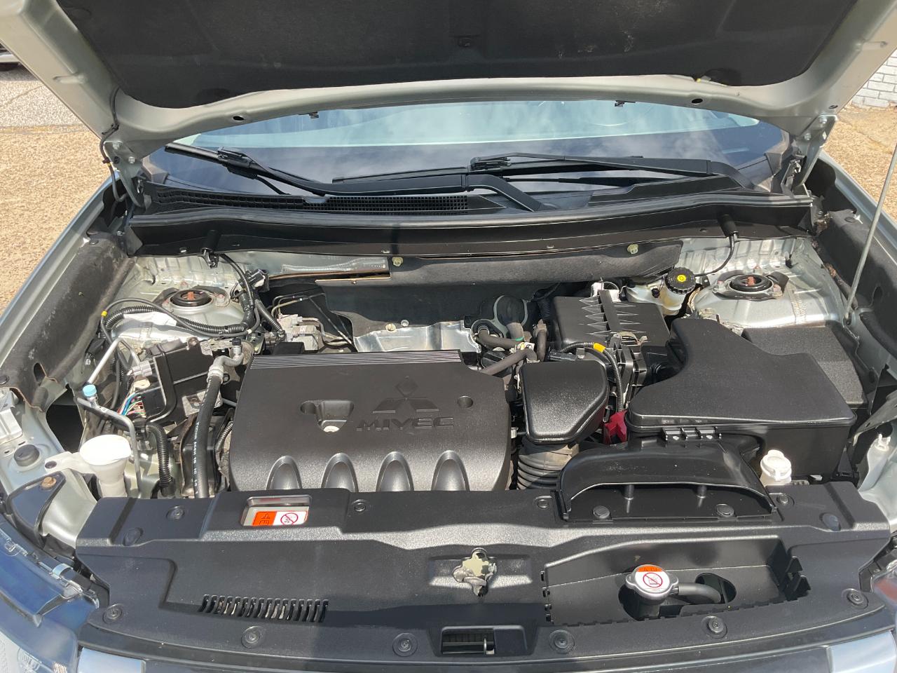 Mitsubishi Outlander SEL AWD 2019