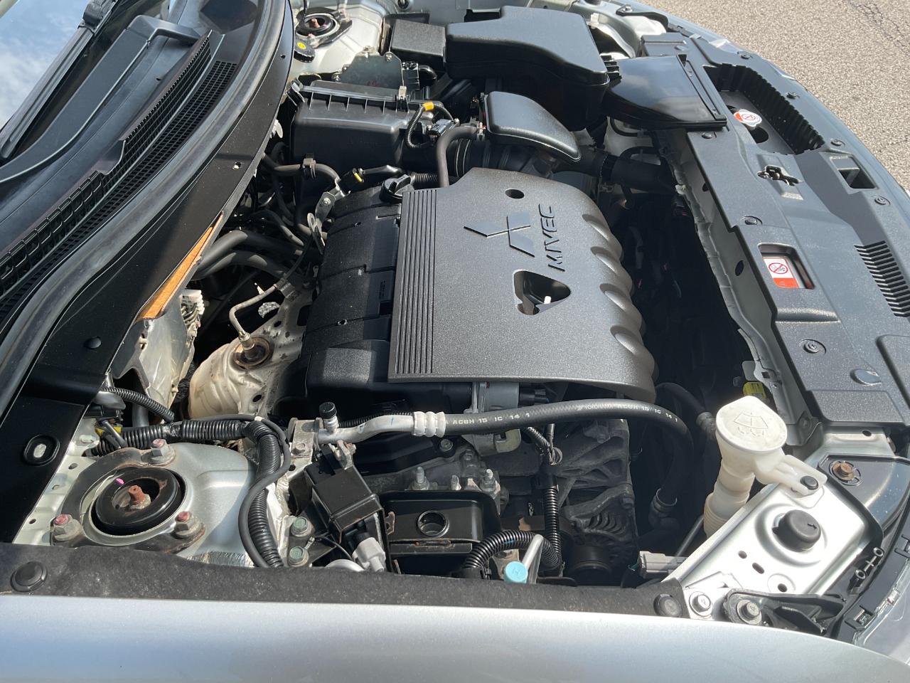 Mitsubishi Outlander SEL AWD 2019