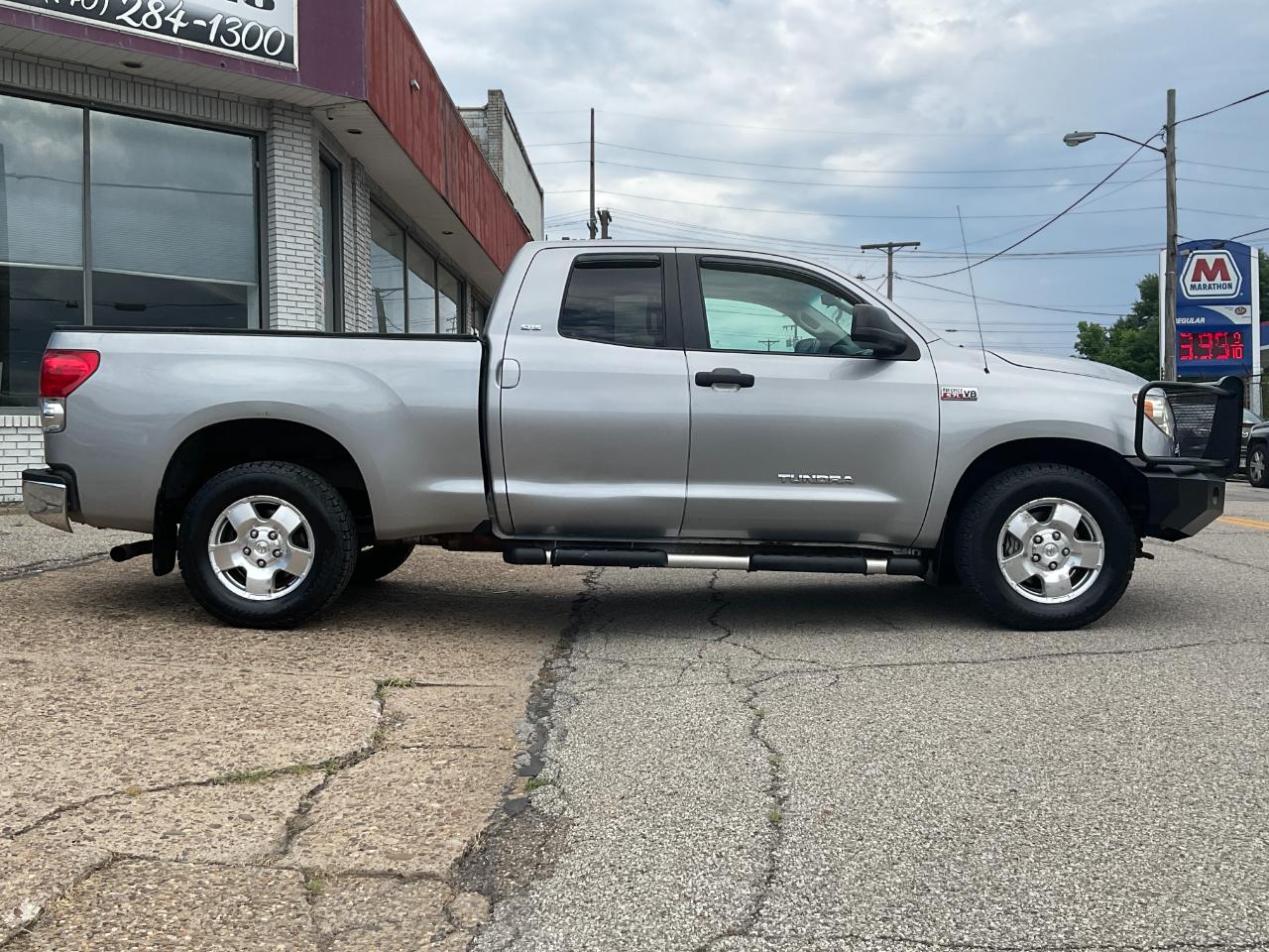Toyota Tundra SR5 Double Cab 5.7L 4WD 2008