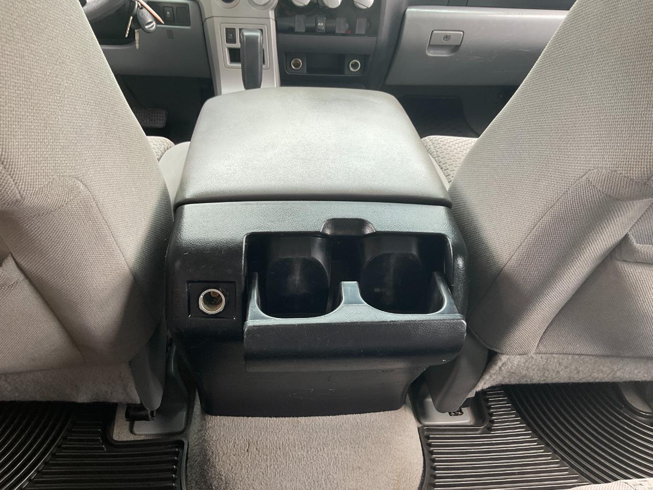 Toyota Tundra SR5 Double Cab 5.7L 4WD 2008