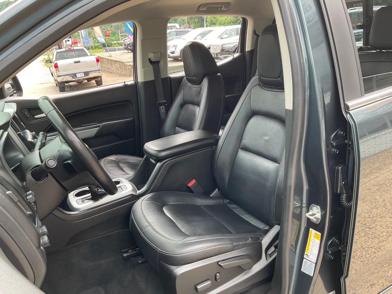 Chevrolet Colorado LT Crew Cab 4WD Short Box 2017