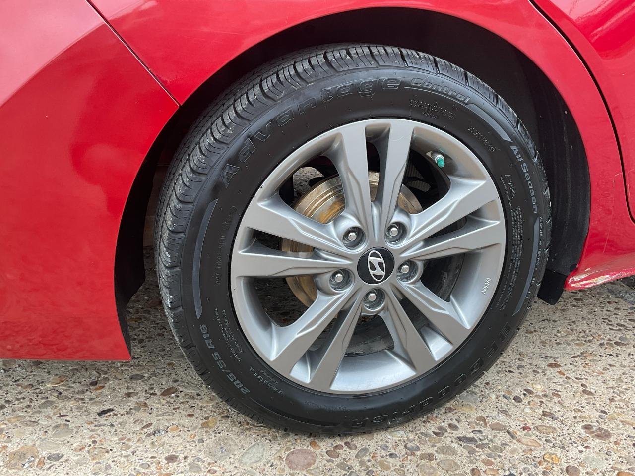 Hyundai Elantra Limited 2017