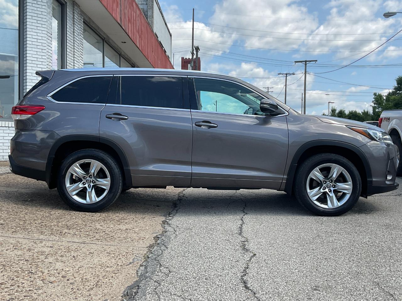 Toyota Highlander Limited AWD V6 2017