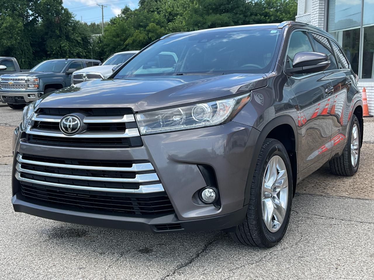 Toyota Highlander Limited AWD V6 2017