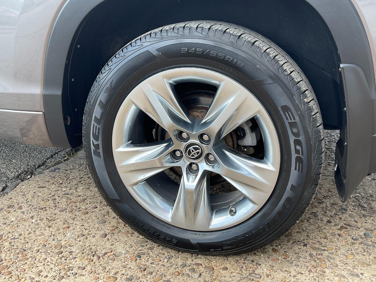 Toyota Highlander Limited AWD V6 2017