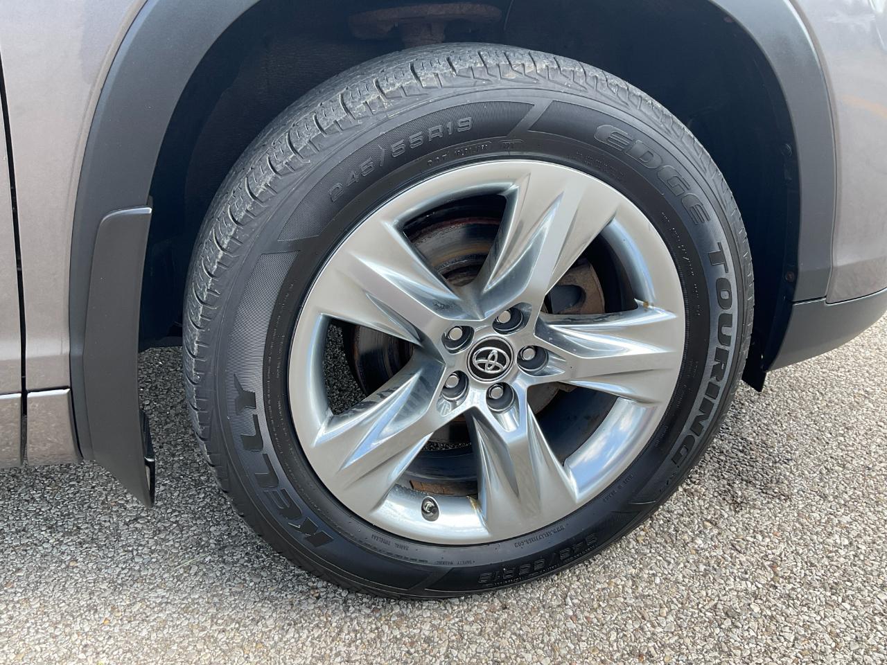 Toyota Highlander Limited AWD V6 2017