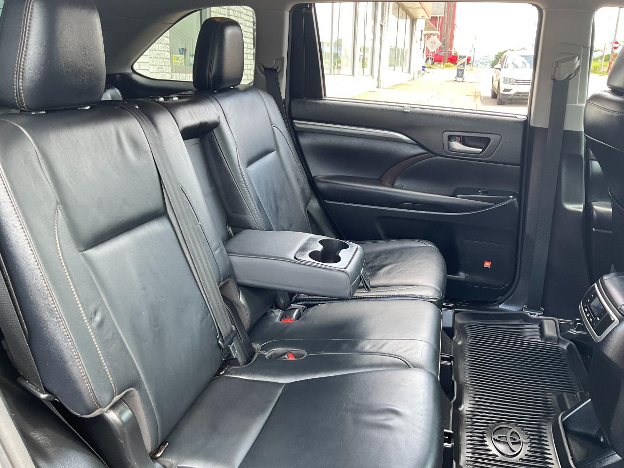 Toyota Highlander Limited AWD V6 2017