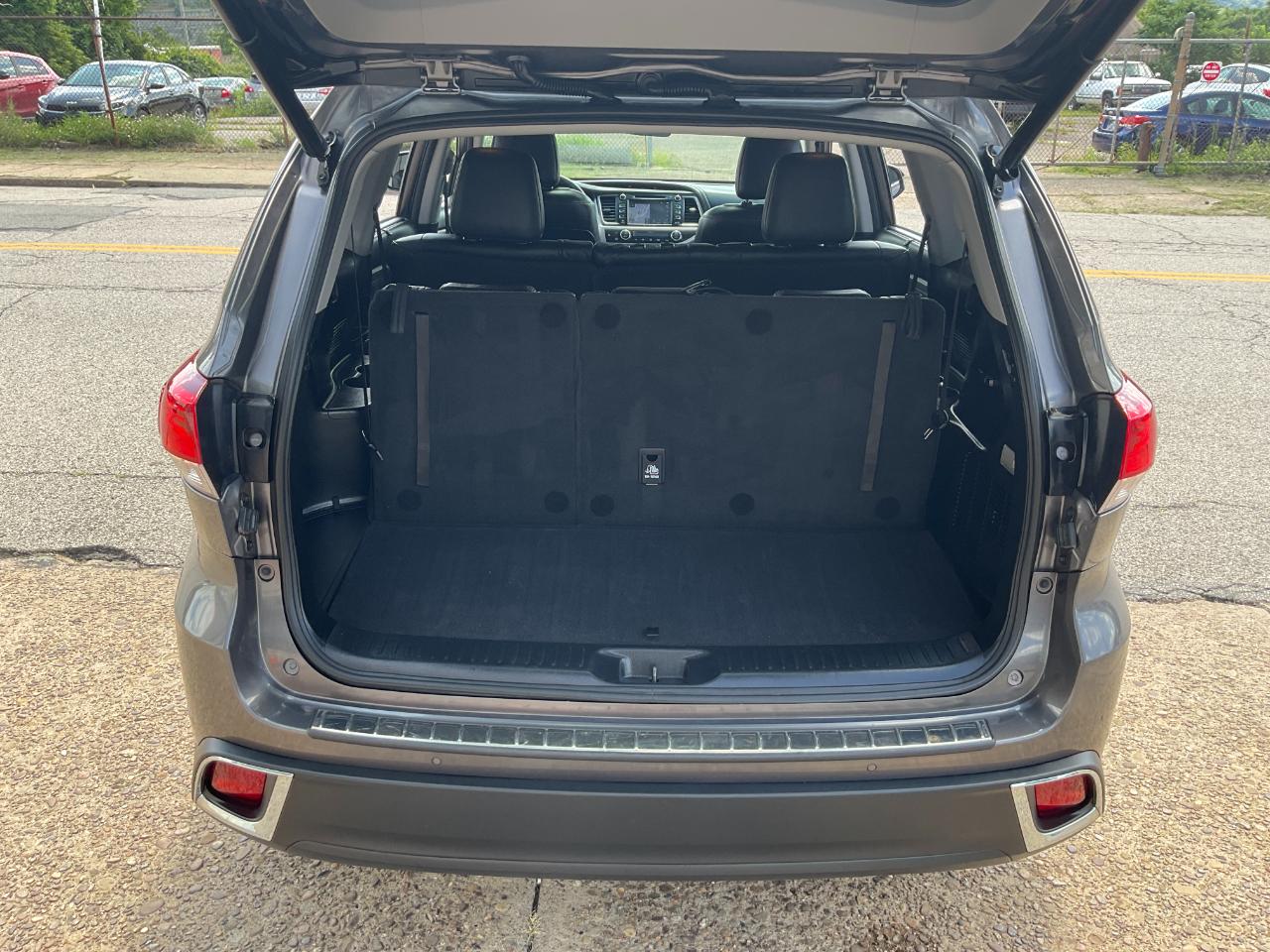 Toyota Highlander Limited AWD V6 2017