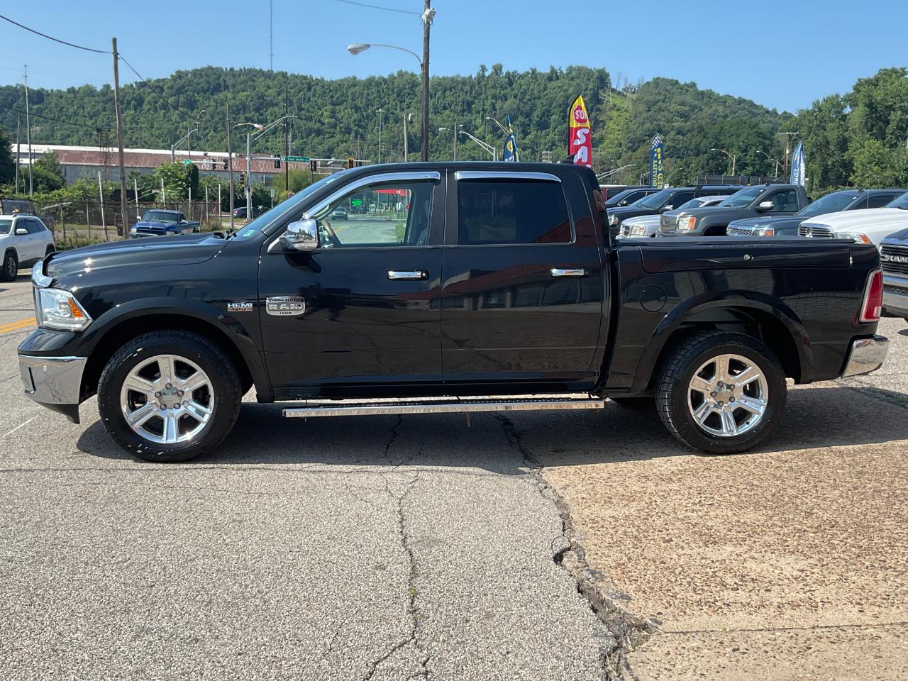 RAM 1500 Longhorn Crew Cab SWB 4WD 2016